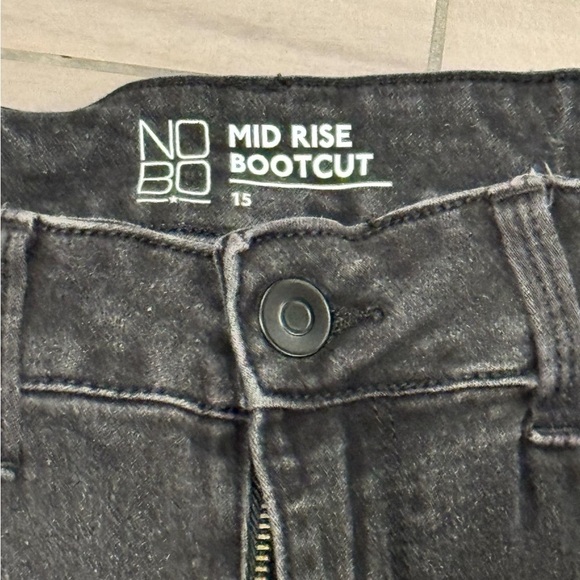 Black mid rise bootcut jeans size 15 - Picture 3 of 5